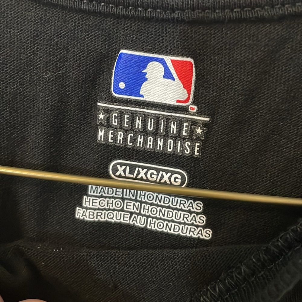 Pittsburgh pirates XL black long sleeve t shirt genuine merchandise baseball - Picture 3 of 7